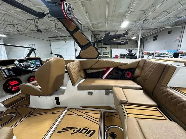 Slide: The Image of Tigé Z3 2026 - 9