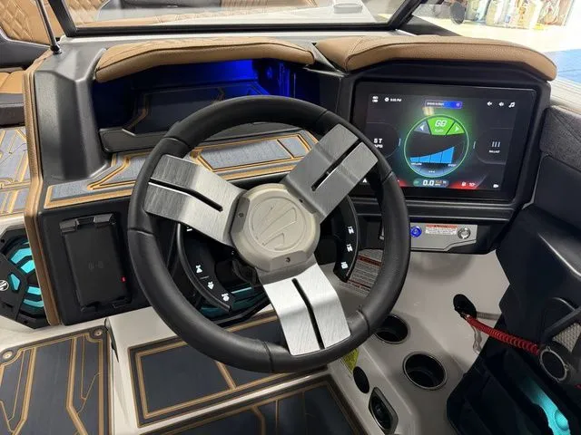 Slide: The Image of Tigé 24RZX 2026 - 12