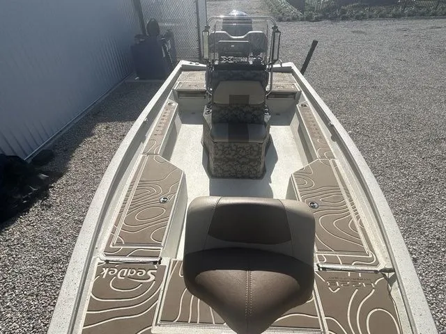 Slide: The Image of Xpress H22B 2022 - 12