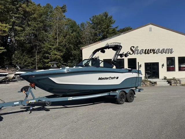 Slide: The Image of MasterCraft XT23 2026 - 2