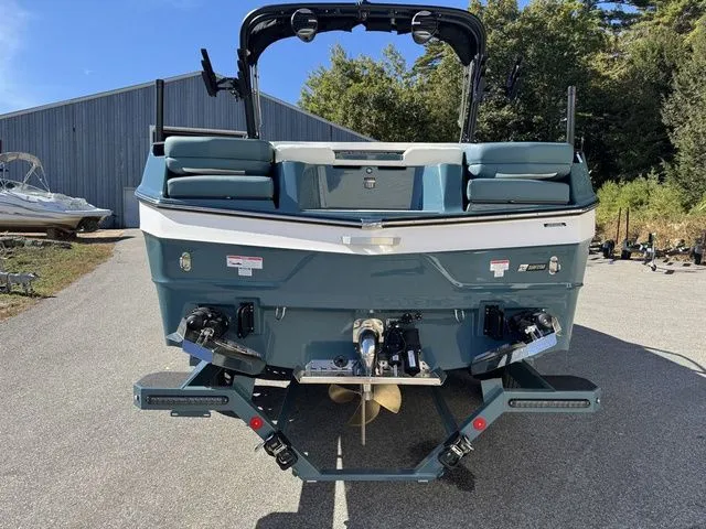 Slide: The Image of MasterCraft XT23 2026 - 5