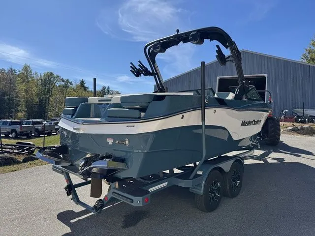 Slide: The Image of MasterCraft XT23 2026 - 6