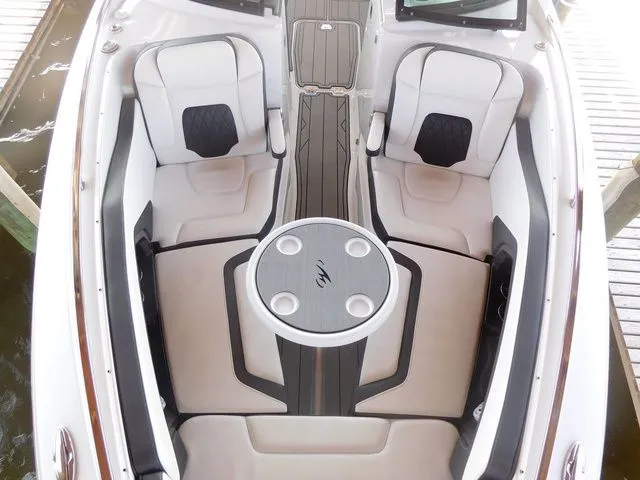 Slide: The Image of Monterey 305SS Super Sport 2023 - 11