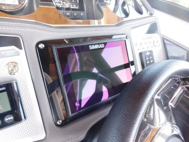 Slide: The Image of Monterey 305SS Super Sport 2023 - 14