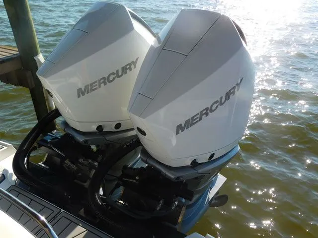 Slide: The Image of Monterey 305SS Super Sport 2023 - 34