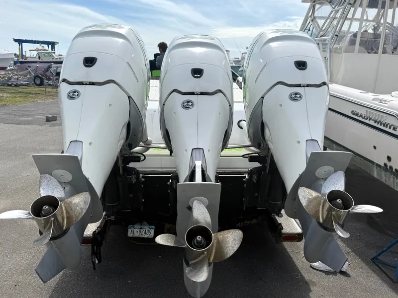 Slide: The Image of Fountain Lightning 2000 - 2