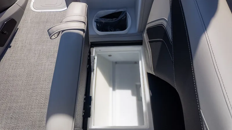 Slide: The Image of Barletta Cabrio 24U 2026 - 18