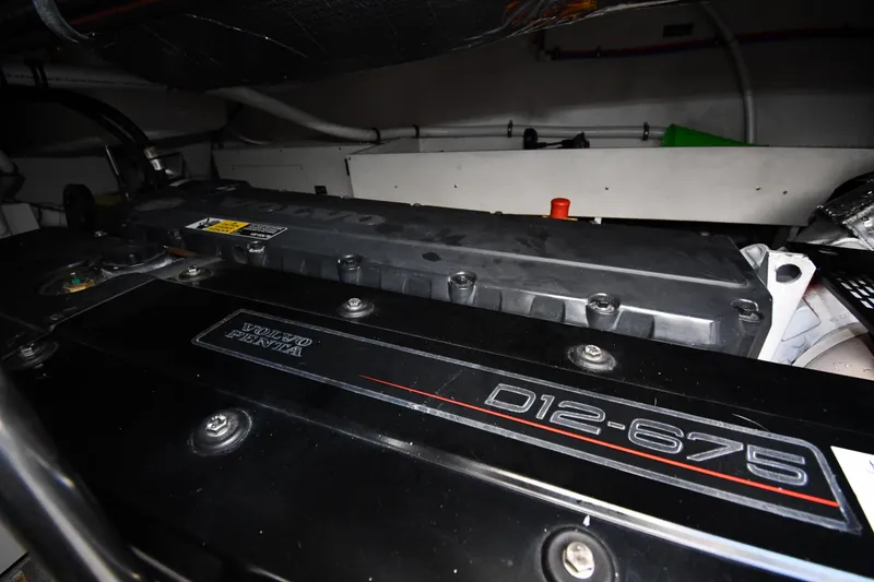Slide: The Image of Volvo Penta D12-675 engine in 2005 Cruisers Yachts 500 Express. - 62