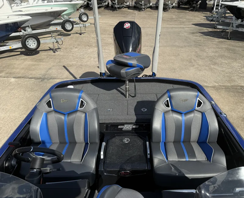 Slide: The Image of Ranger Z521R 2023 - 20