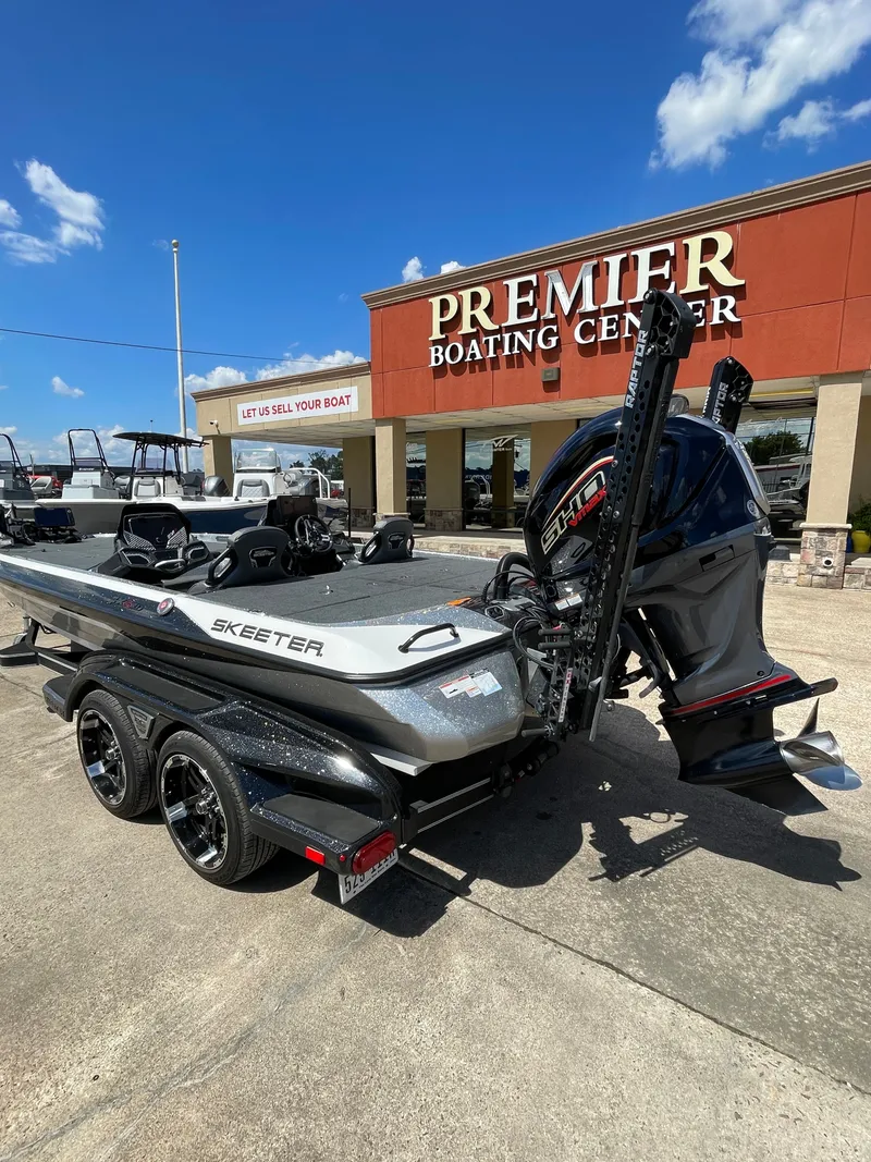 Slide: The Image of Skeeter Zxr21 Le 2023 - 10