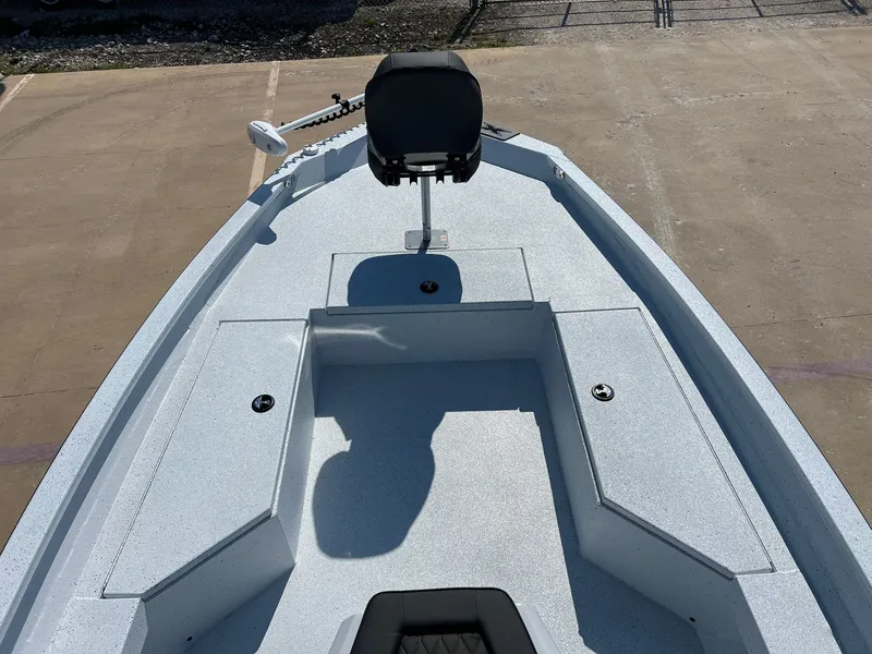 Slide: The Image of Xpress H22B Bay 2026 - 12