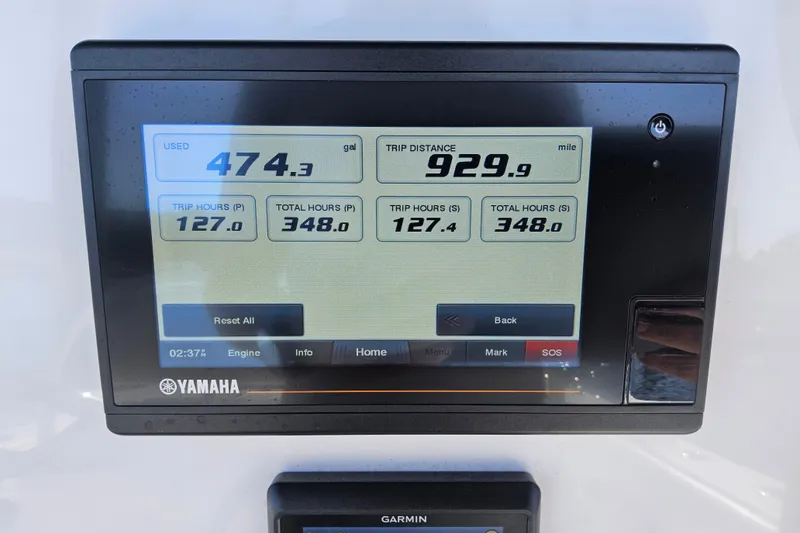 Slide: The Image of Yamaha display showing fuel usage and trip data on 2019 Southport 272 TE boat. - 43