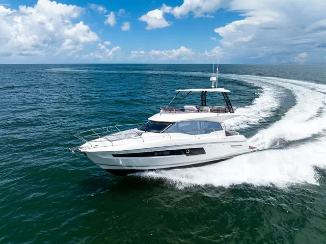 Slide: The Image of Prestige 460 2024 - 15