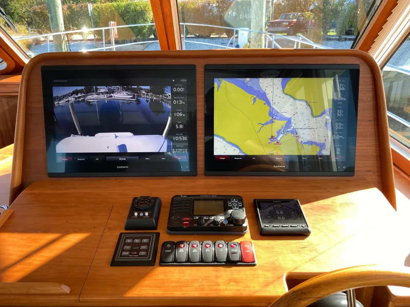 Slide: The Image of Interior of 2019 Sabre 45 Salon Express yacht with elegant seating and wood finishes. - 20