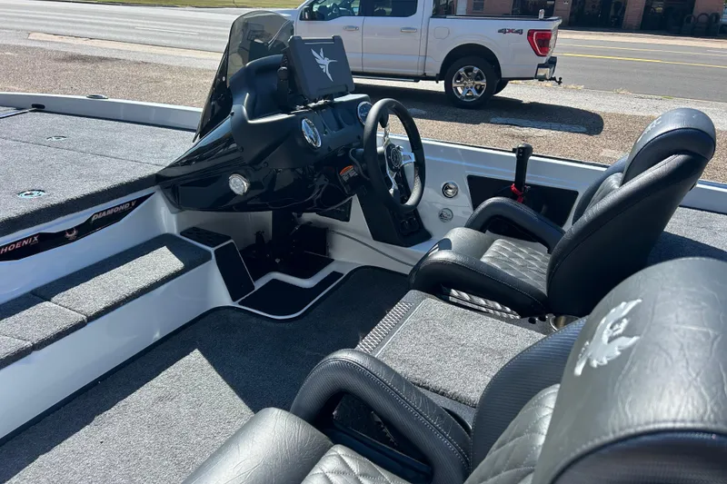 Phoenix Bass Boats 721 ZXL 2026 - Marine Source