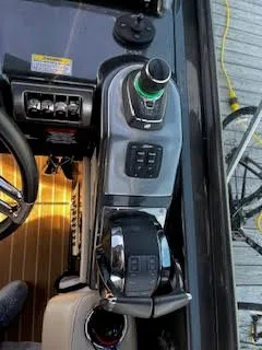 Slide: The Image of Control panel of a 2018 Formula 37 Performance Cruiser boat. - 7