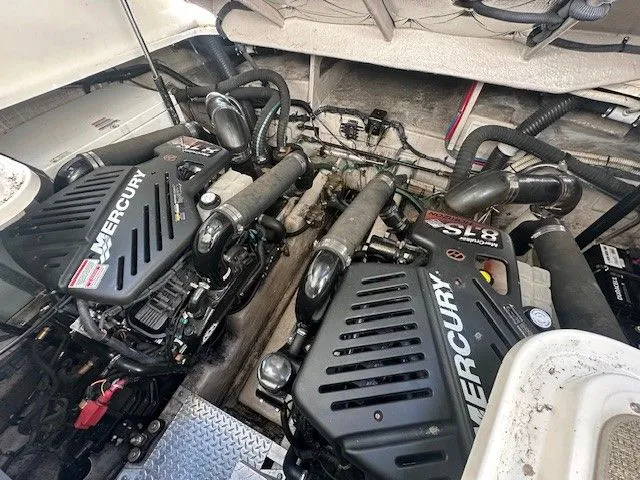 Slide: The Image of Sea Ray 38 Sundancer 2006 - 20