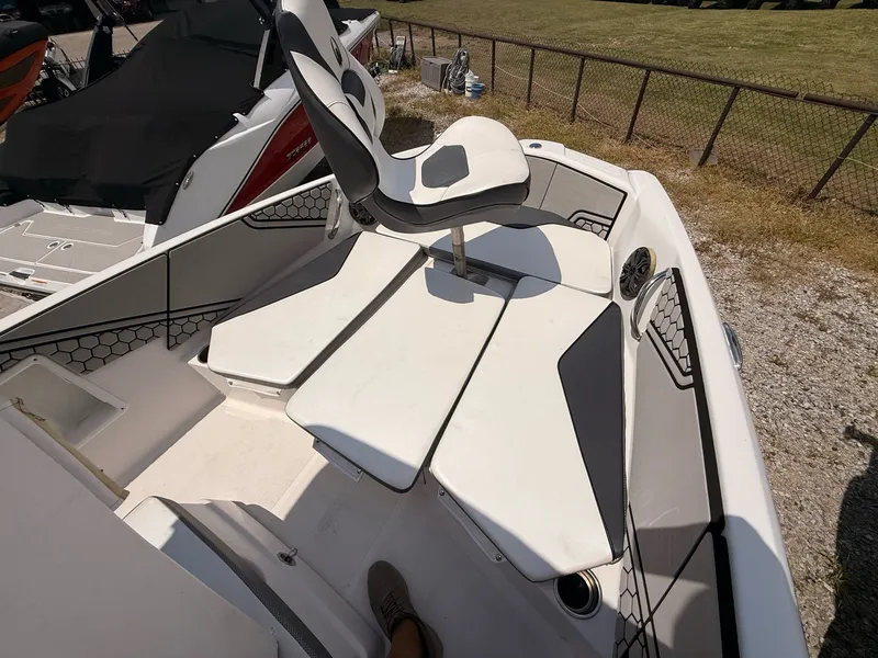 Slide: The Image of Scarab 195 Open ID 2019 - 5