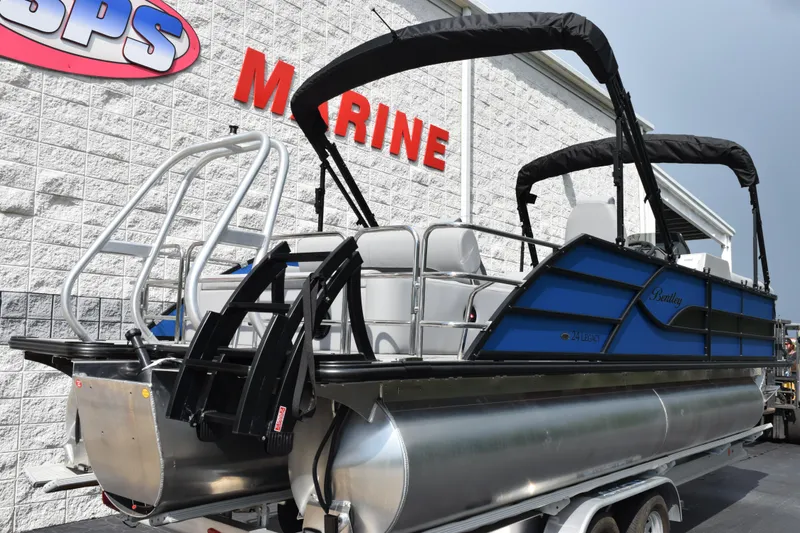 Slide: The Image of 2026 Bentley Pontoons Legacy 243 Swingback at marine dealership. - 4