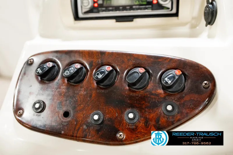 Slide: The Image of Close-up of a Bennington 2050 RL steering wheel emblem, 2003 model. - 33