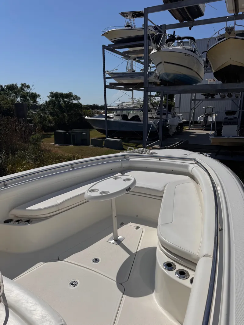 Slide: The Image of Boston Whaler 320 Outrage 2015 - 10