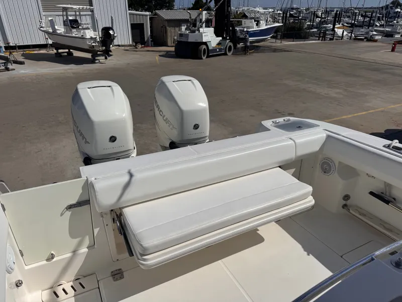 Slide: The Image of Boston Whaler 320 Outrage 2015 - 28