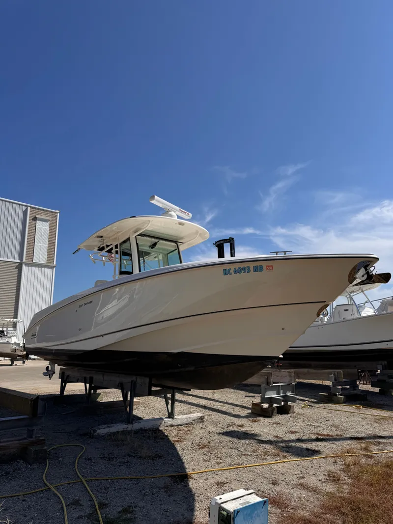 Slide: The Image of Boston Whaler 320 Outrage 2015 - 6
