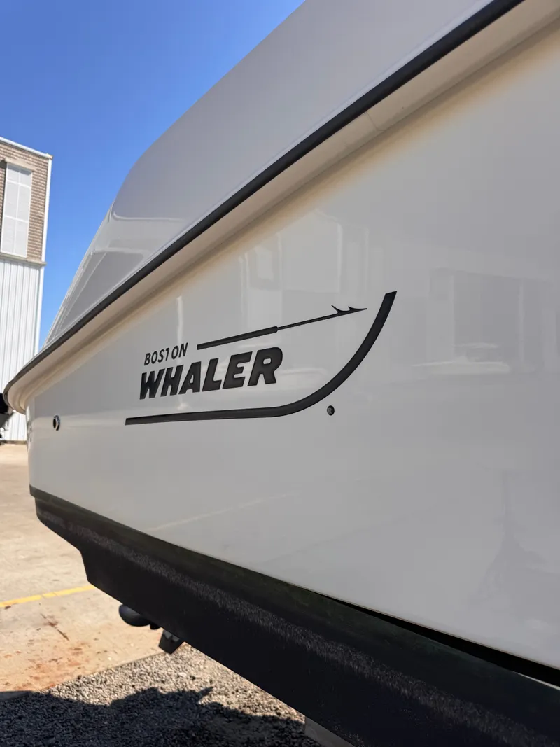 Slide: The Image of Boston Whaler 320 Outrage 2015 - 8
