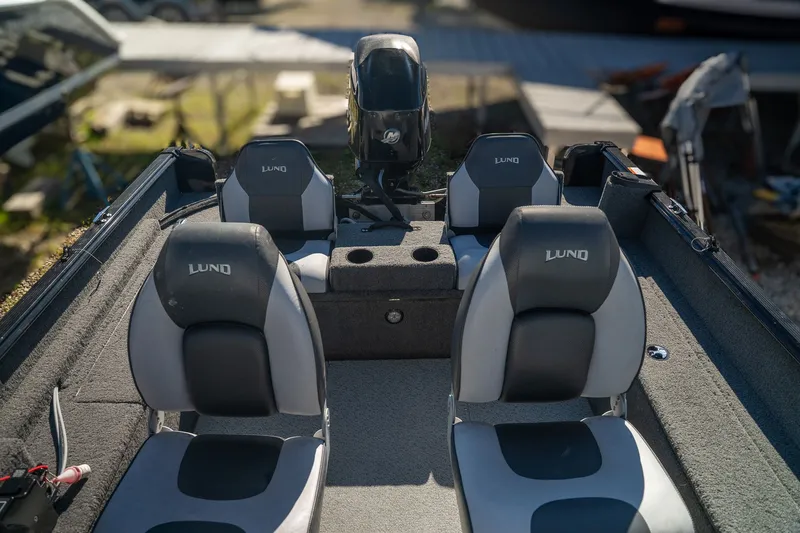 Slide: The Image of Lund 1625 Rebel Xl 2012 - 11