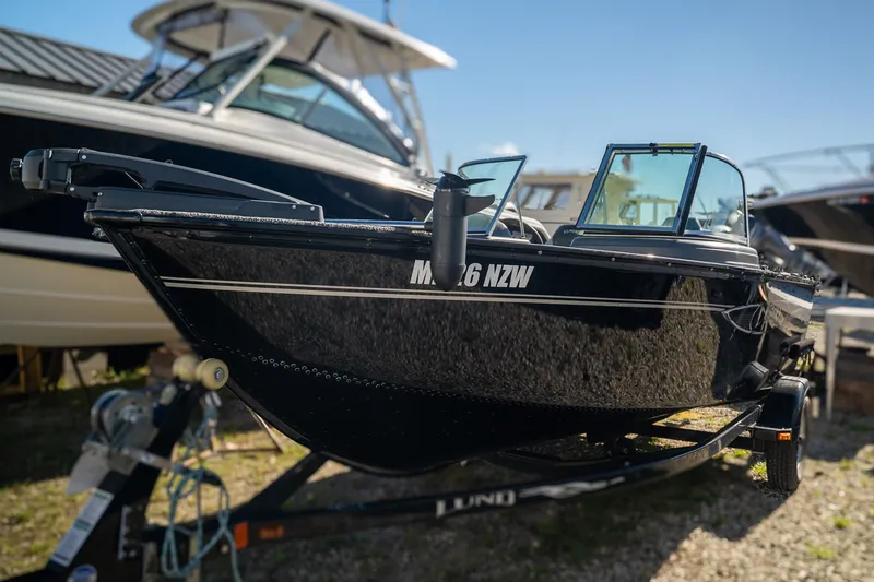 Slide: The Image of Lund 1625 Rebel Xl 2012 - 5