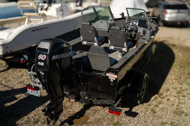 Slide: The Image of Lund 1625 Rebel Xl 2012 - 6