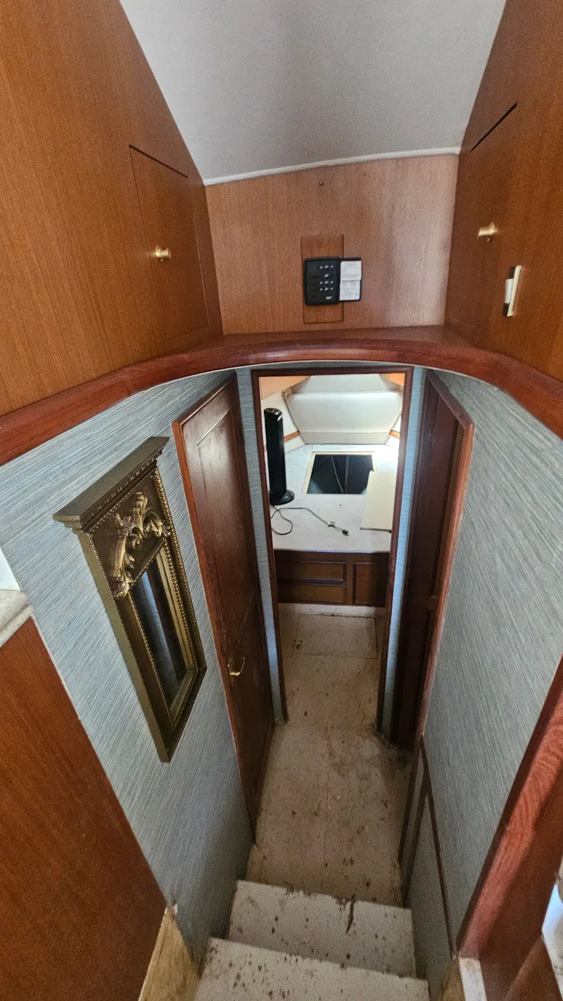 Slide: The Image of Ocean Motor Yacht 1998 - 15