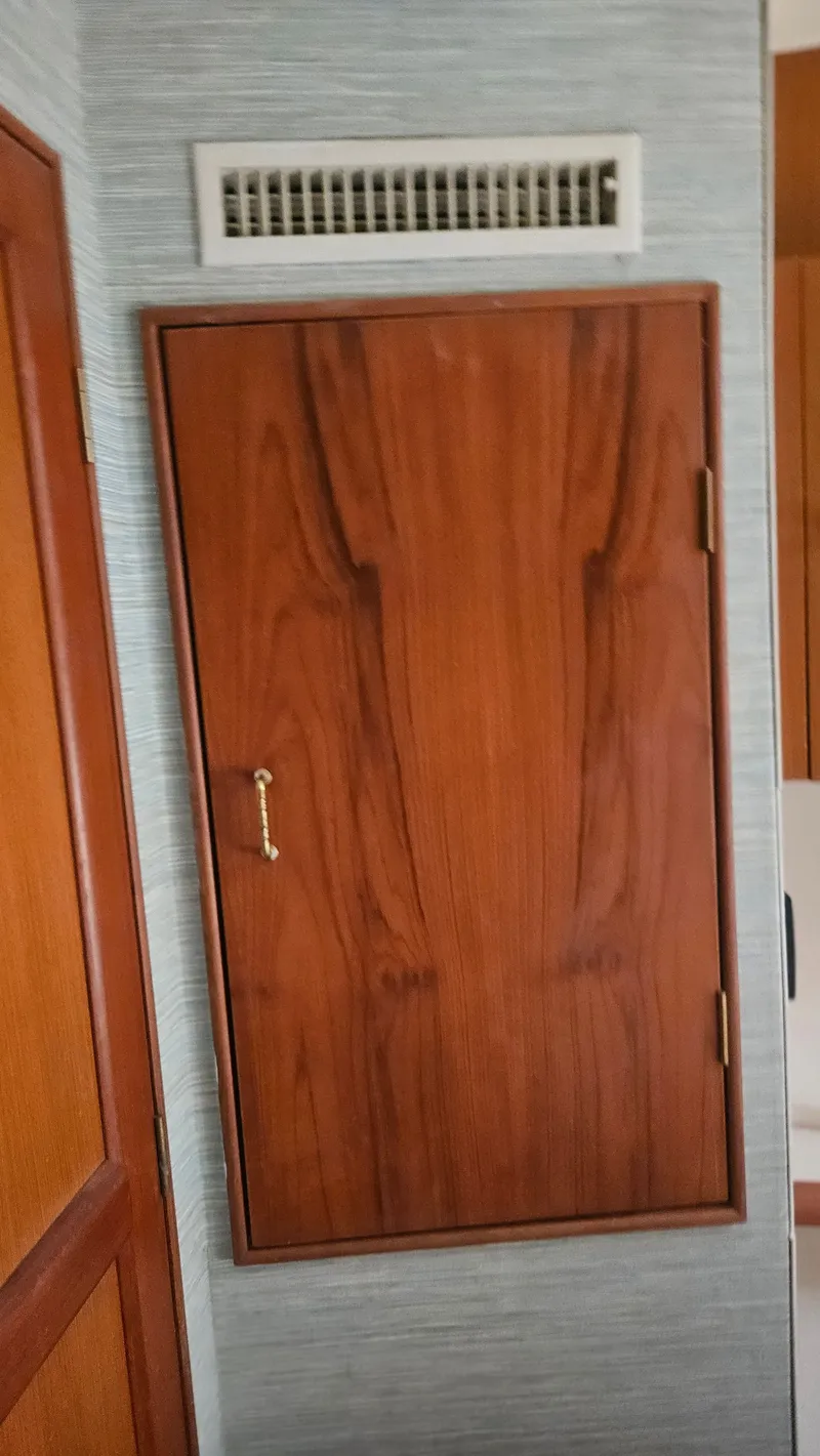 Slide: The Image of Ocean Motor Yacht 1998 - 24