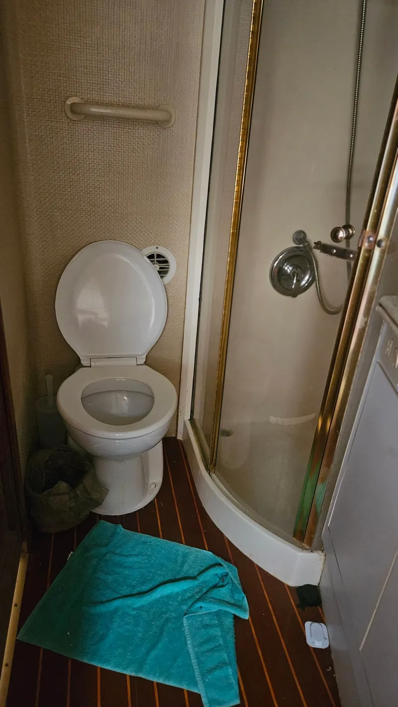 Slide: The Image of Ocean Motor Yacht 1998 - 25