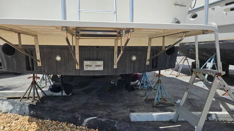 Slide: The Image of Ocean Motor Yacht 1998 - 3