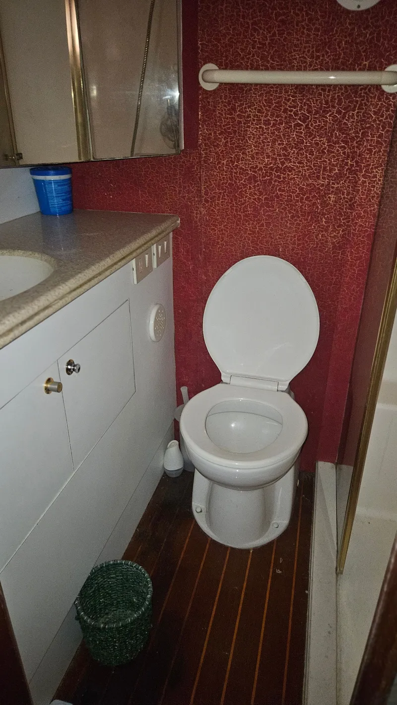 Slide: The Image of Ocean Motor Yacht 1998 - 33