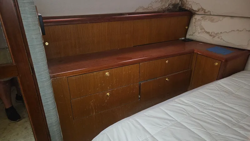 Slide: The Image of Ocean Motor Yacht 1998 - 34