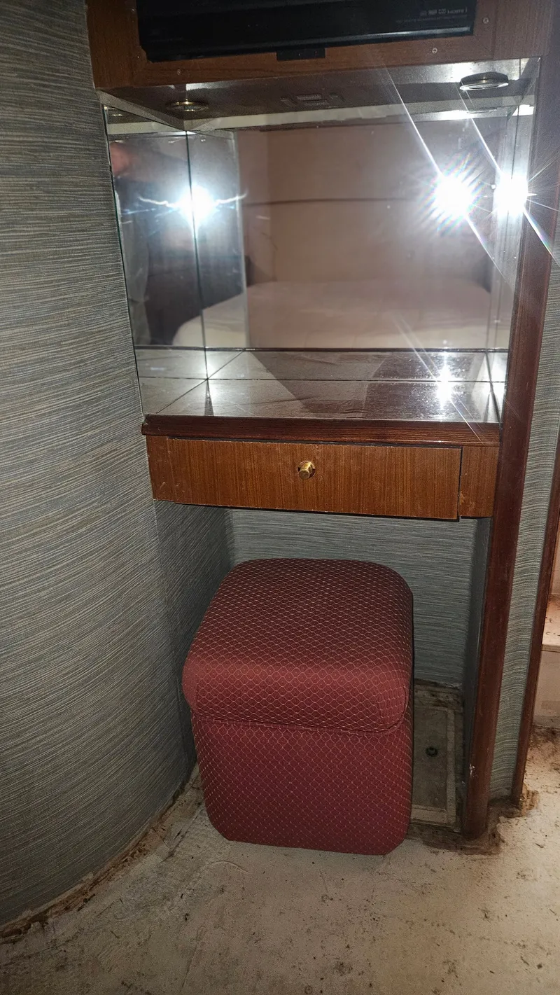 Slide: The Image of Ocean Motor Yacht 1998 - 35