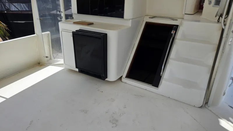 Slide: The Image of Ocean Motor Yacht 1998 - 36