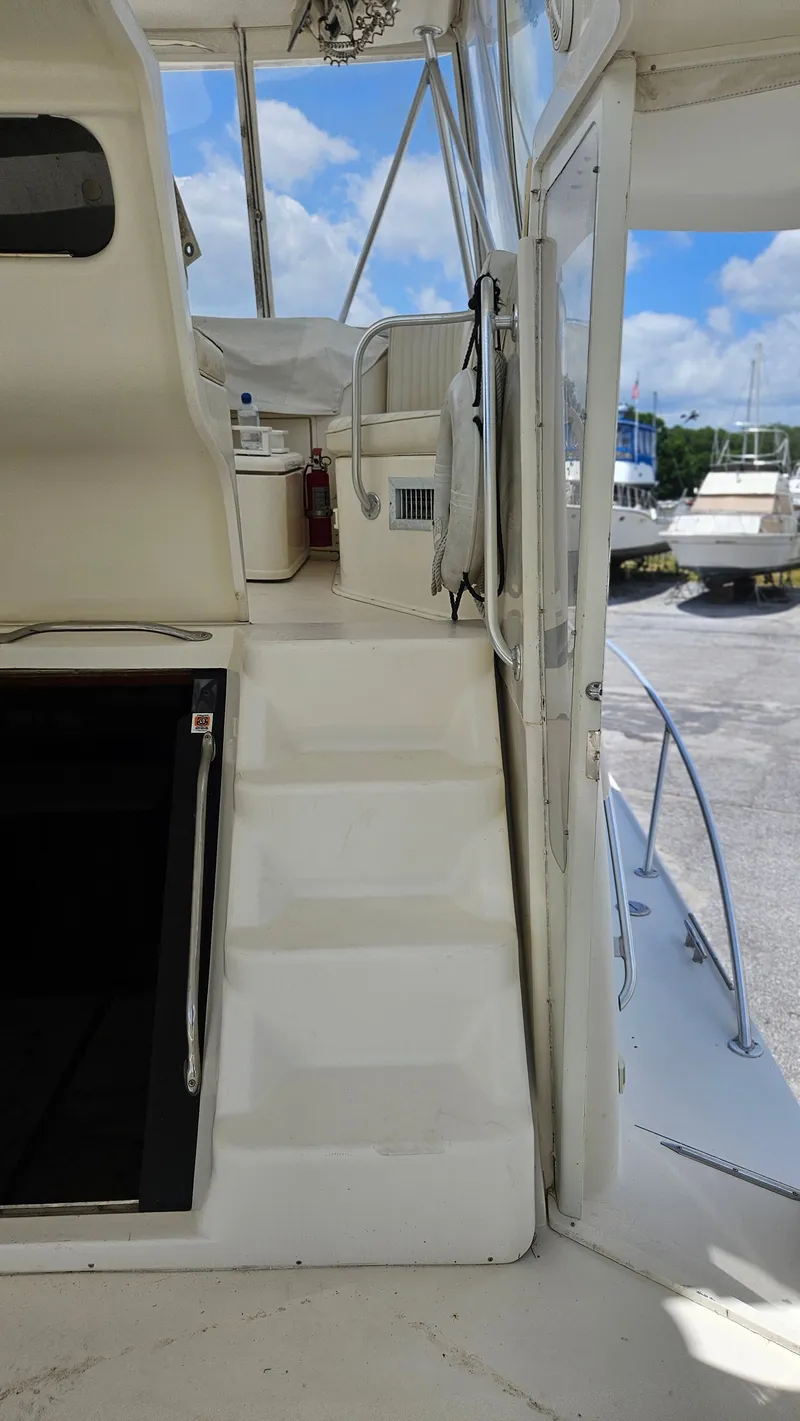 Slide: The Image of Ocean Motor Yacht 1998 - 38