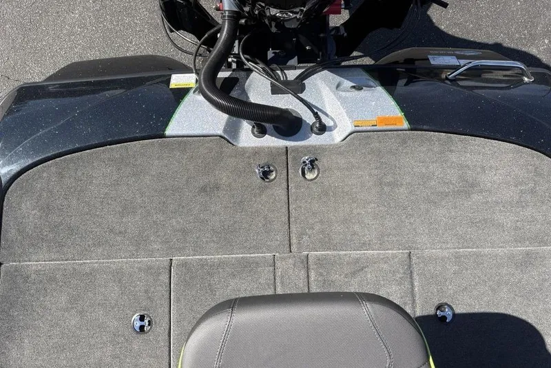 Slide: The Image of 2024 Skeeter ZXR20 boat deck with gray carpet and seating. - 30