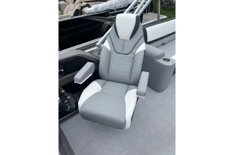 Slide: The Image of Luxurious seating on 2026 Avalon 25 LSZ ELITE boat, featuring gray and white upholstery. - 7