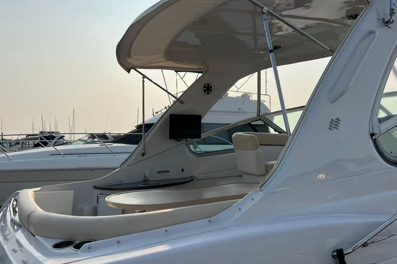 Slide: The Image of 2008 Four Winns 378 Vista yacht with sleek design and luxurious seating. - 4