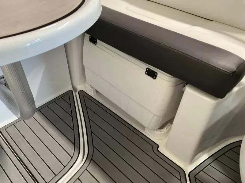 Slide: The Image of Monterey M4 2016 - 19