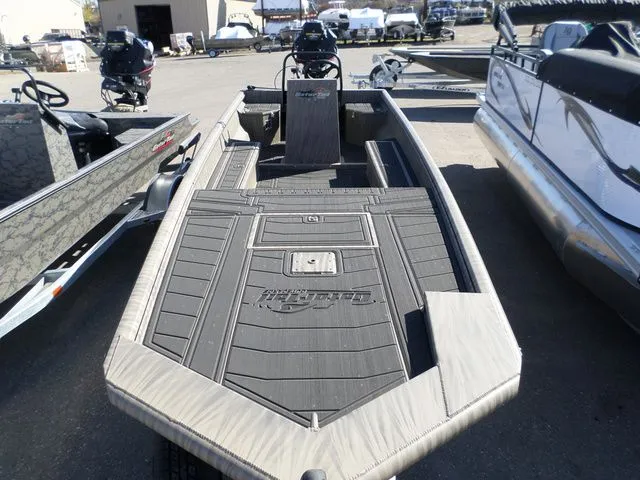 Slide: The Image of Gator-Tail 2054 Extreme CC 2026 - 2