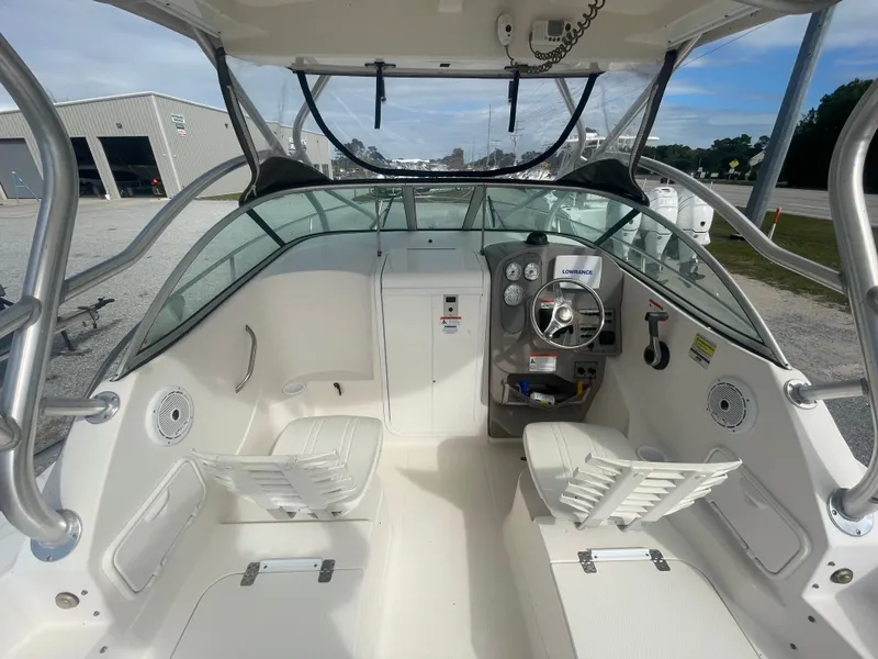 Slide: The Image of Wellcraft 232 Coastal 2006 - 16