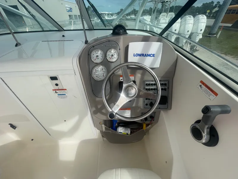 Slide: The Image of Wellcraft 232 Coastal 2006 - 17