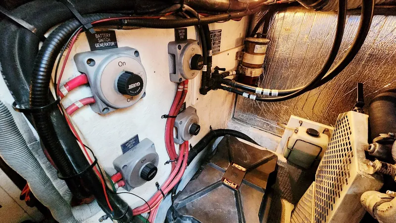 Slide: The Image of Cruisers Yachts 4450 2000 - 69