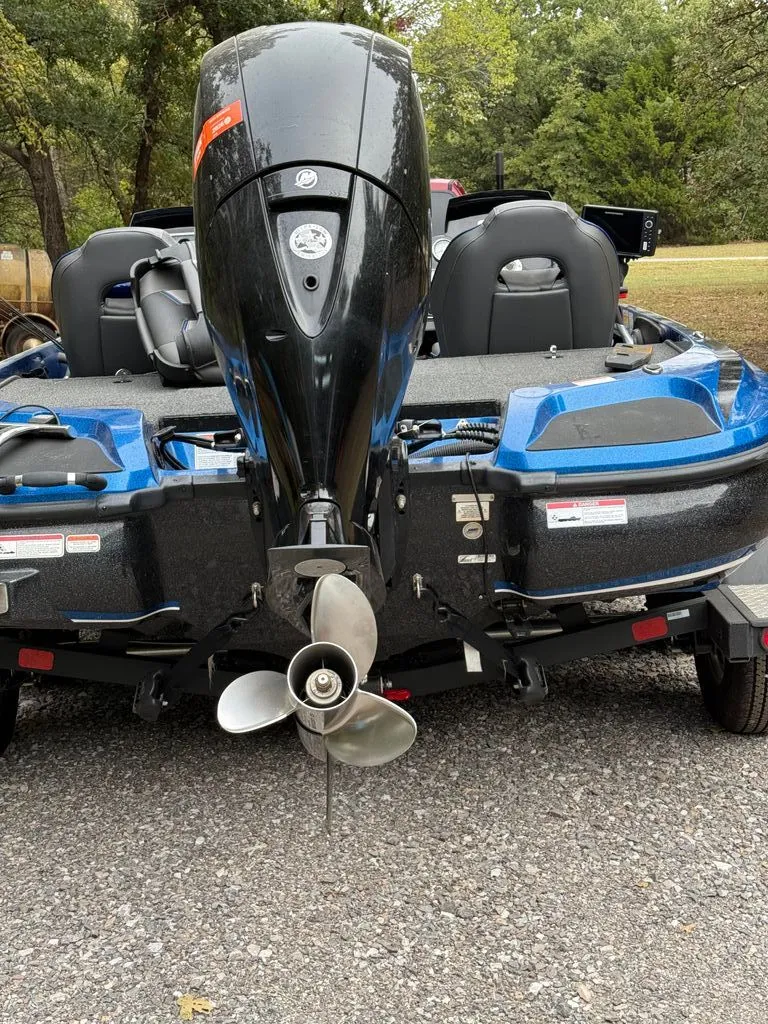 Slide: The Image of Nitro Z18 2019 - 14