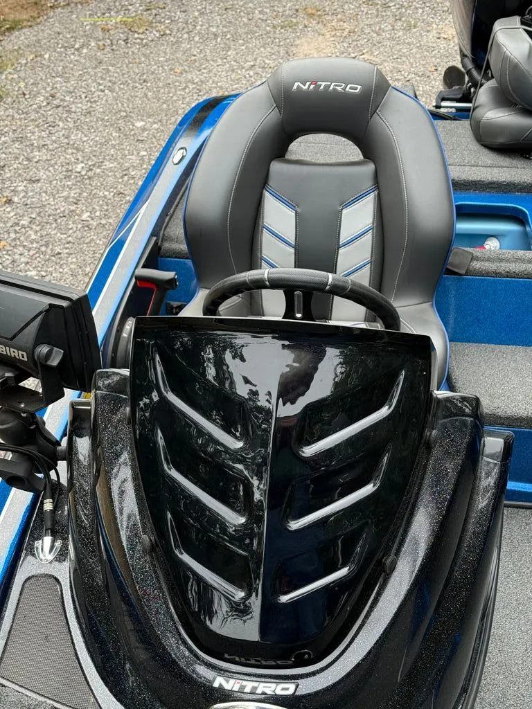 Slide: The Image of Nitro Z18 2019 - 7